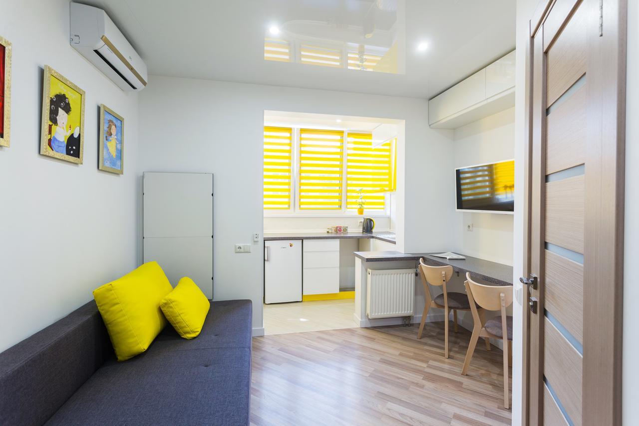Apartment комфортні мині-апартаменти студіо на юлії здановської