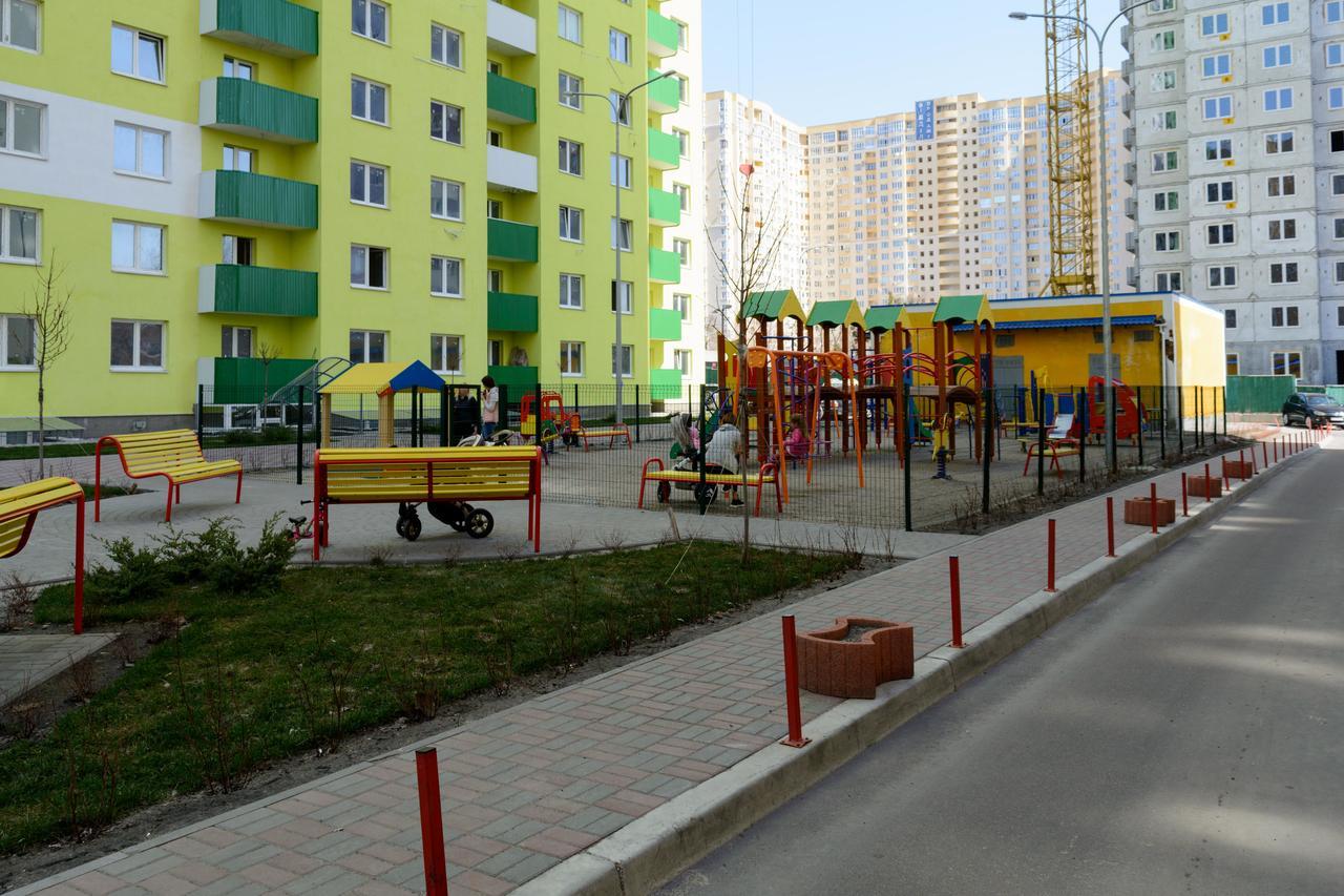 Комфортні Мині-Апартаменти Студіо На Юлії Здановської 公寓